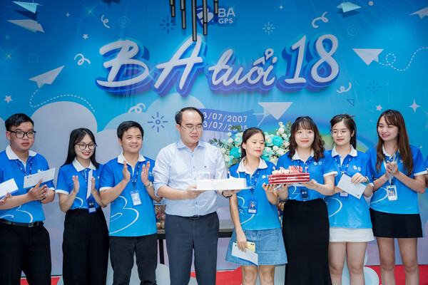 BA GPS TUỔI 18 - RỘN RÀNG MỪNG SINH NHẬT TUỔI MỚI - BA GPS