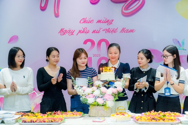 RỘN RÀNG TIỆC SINH NHẬT THÁNG 10 TẠI BA GPS - BA GPS