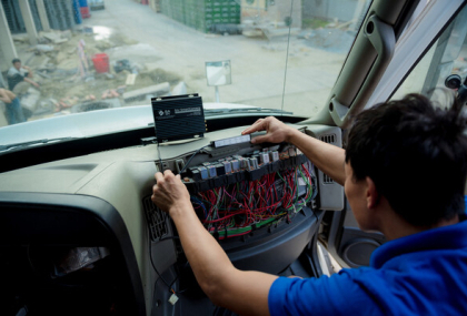 Camera xe đầu kéo giám sát và ghi lại sự cố - BA GPS