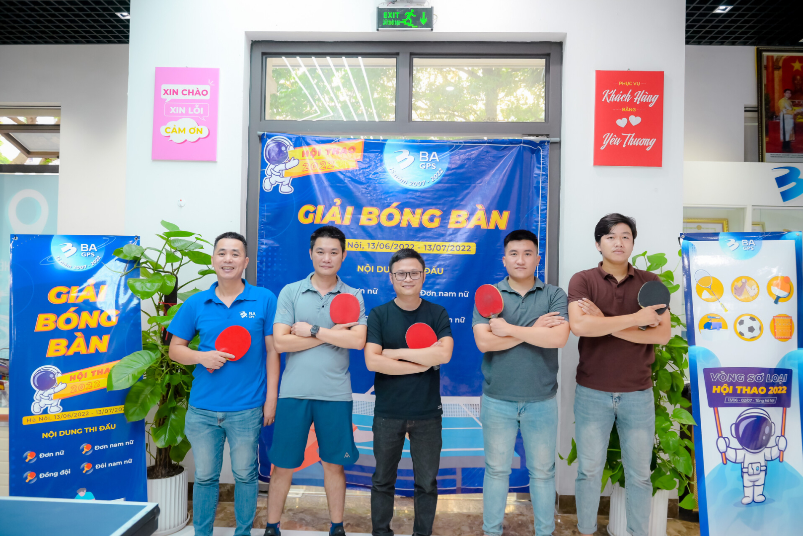 CLB Bóng Bàn của Bình Anh tổ chức giải đấu loại với 4 nội dung thi đấu: Đồng đội, Đơn nam, Đơn nữ, Đôi nam nữ