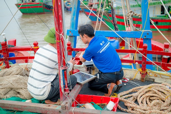 Lắng nghe nhu cầu và hỗ trợ khách hàng kiểm tra, bảo trì thiết bị BA-SAT