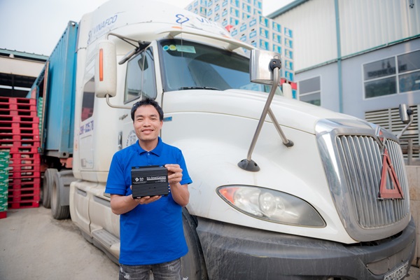 Quản lý người lái xe hiệu quả thông qua camera xe đầu kéo
