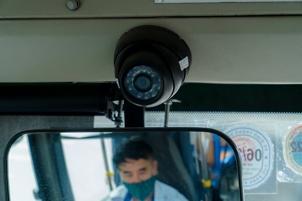 Lắp camera giám sát trong xe hướng đến mục tiêu an toàn trong giao thông