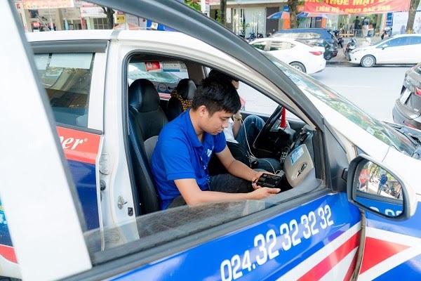 Tìm hiểu kỹ về các chức năng của giám sát hành trình taxi Hà Nội